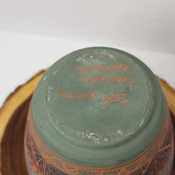 Navajo Red Clay Pottery Vase signed Samantha Matchers 2002 - Picture 4 of 5